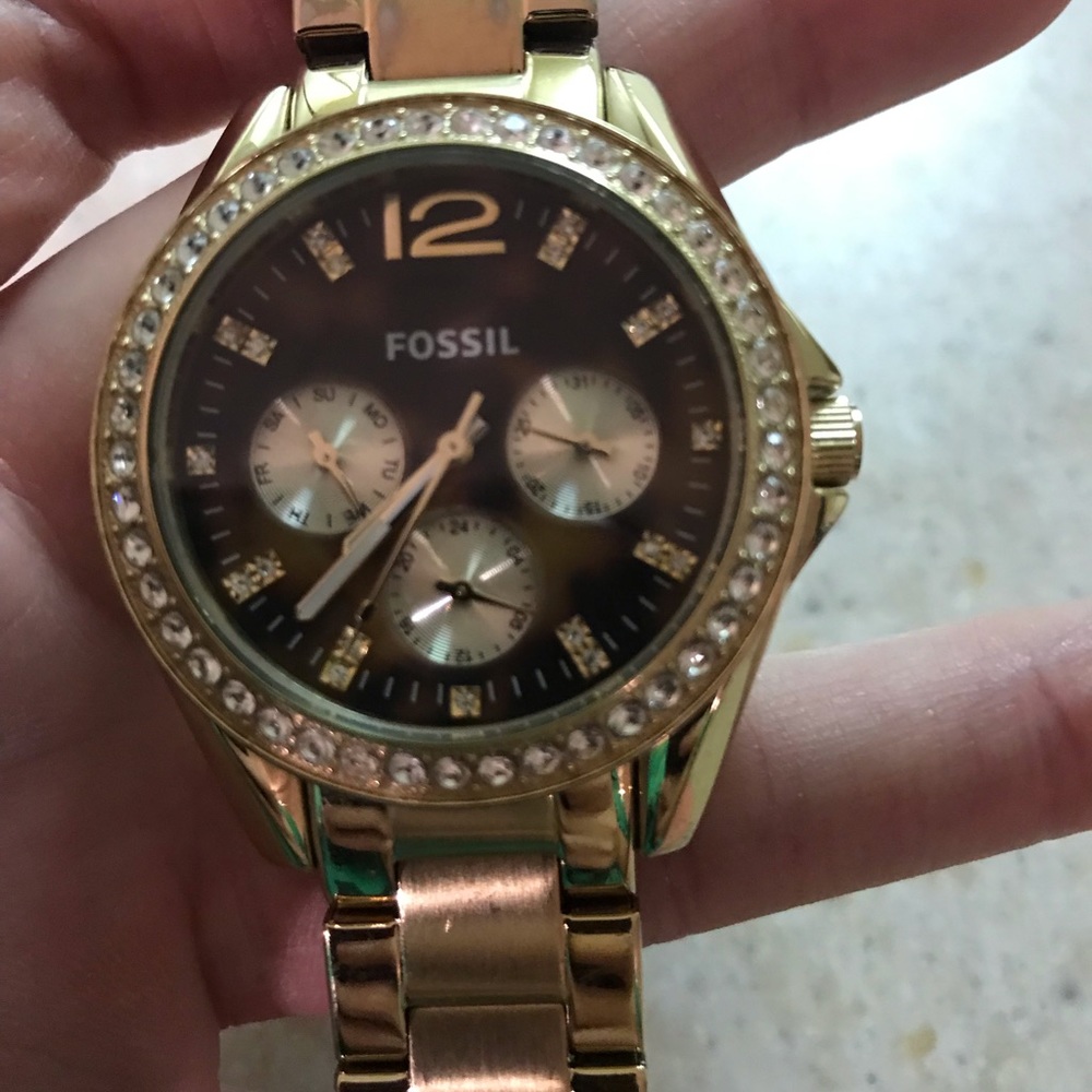 Fossil Watch - 2 necklaces & a ring